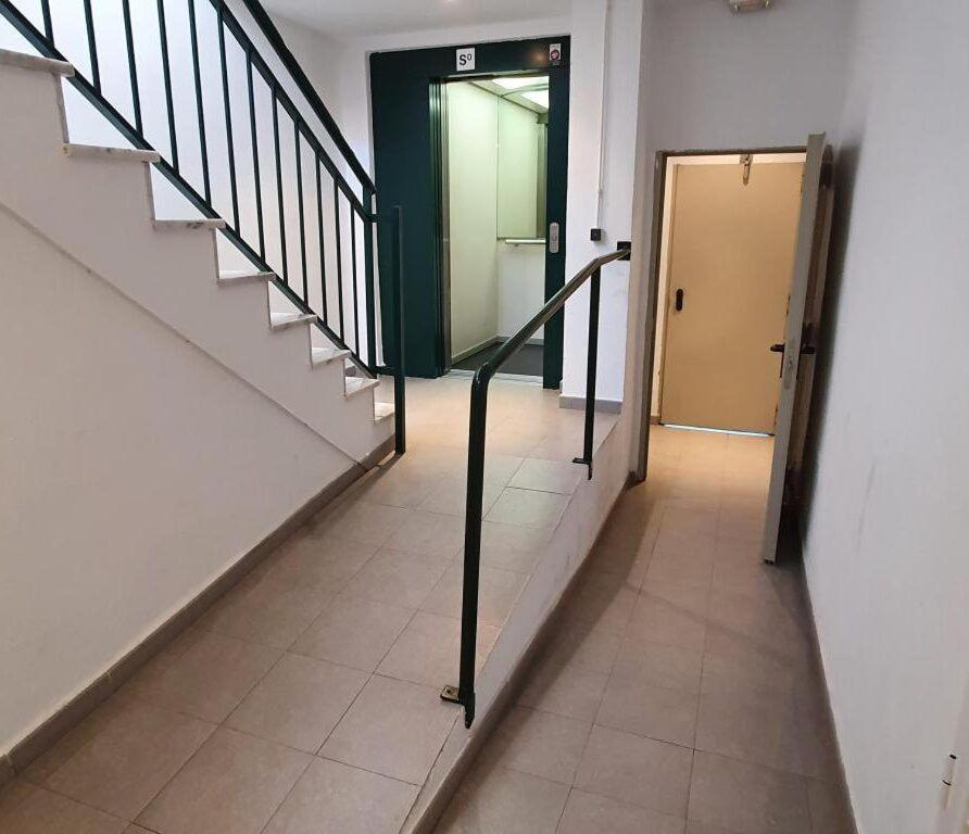 Cosy And Modern In *